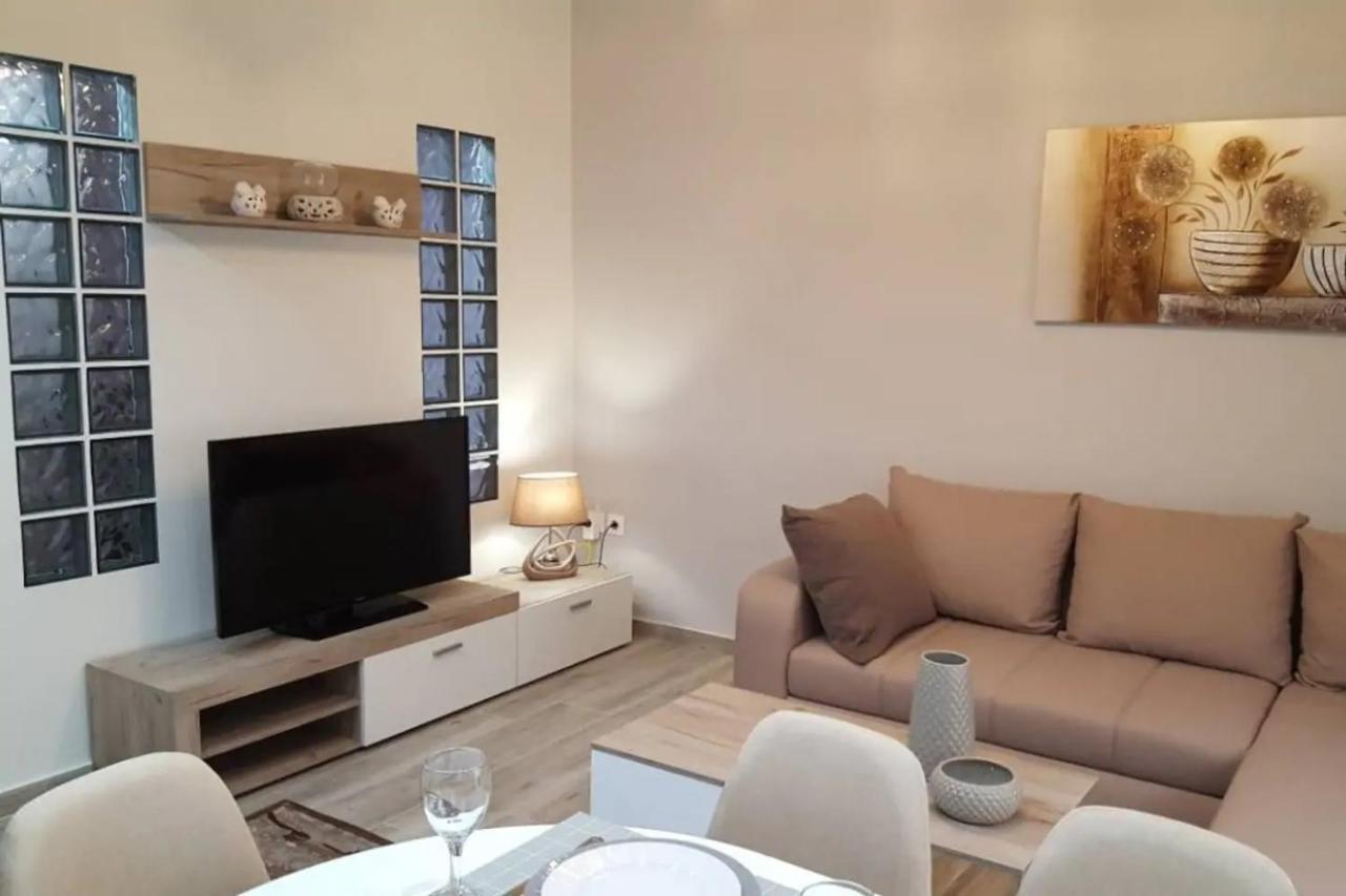 Downtown City Apartment Thessaloniki Exterior photo